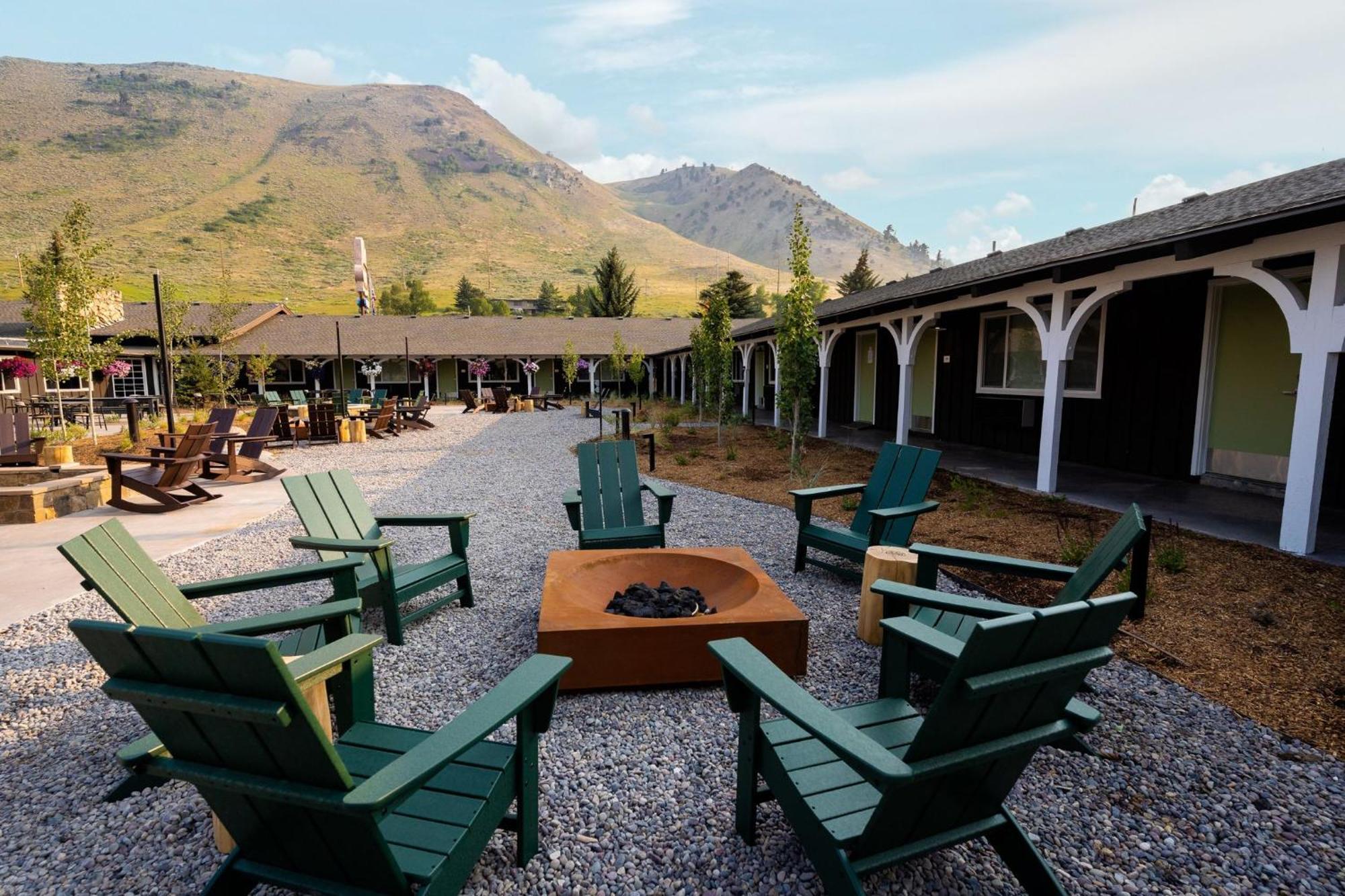 The Virginian Lodge Джексон Экстерьер фото